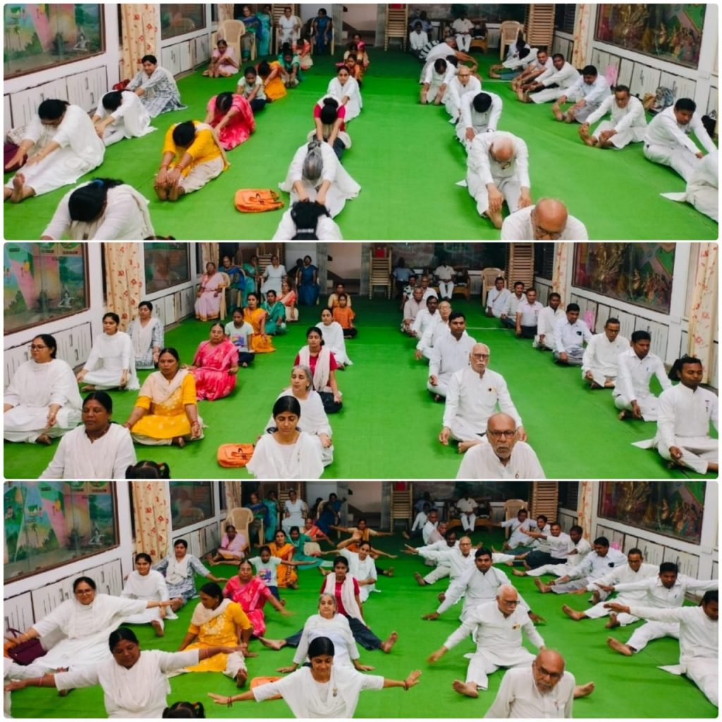 तीन दिवसीय 'स्वस्थ मन एवं स्वस्थ तन' कार्यक्रम में लोगों ने किया अभ्यास 'स्वस्थ सोच से बनेगा सुंदर समाज'